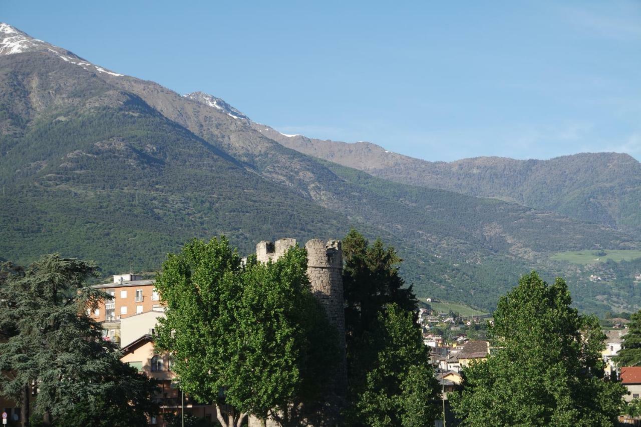 Appartamento A 100 Metri Da Piazza Della Repubblica Aria Condizionata Aosta Exterior foto